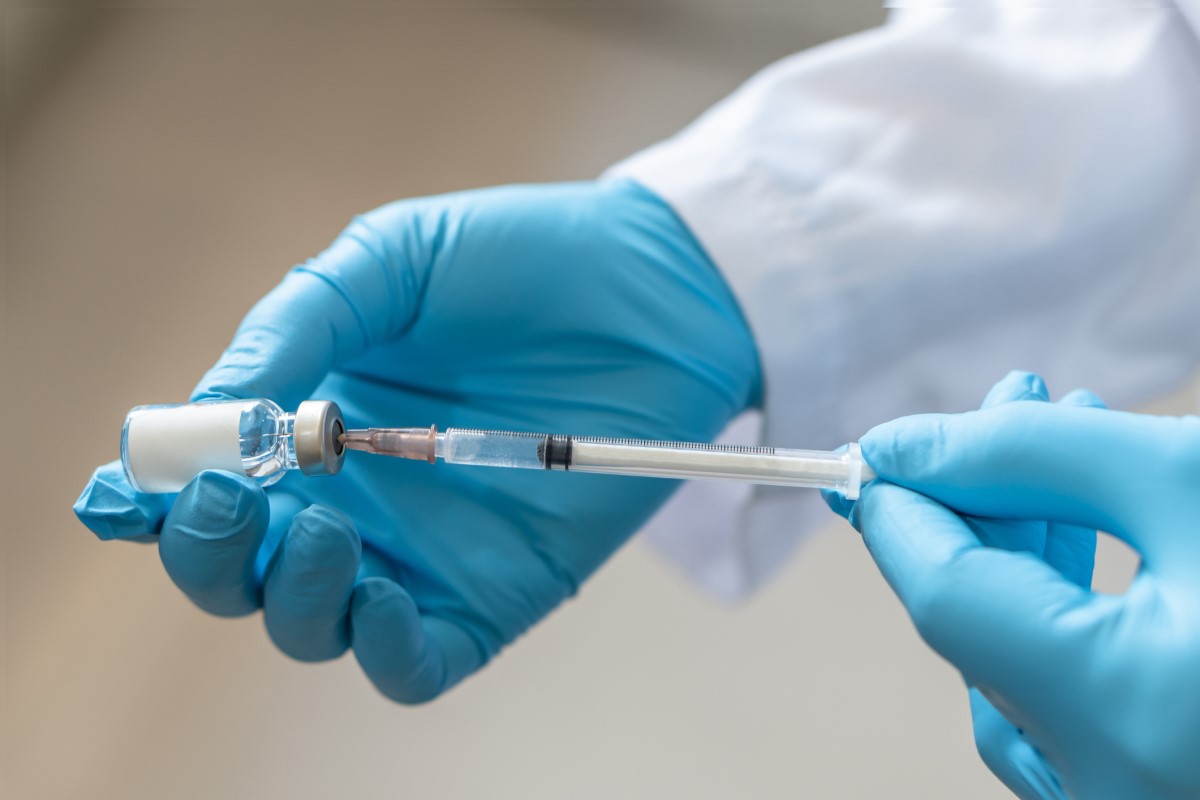 A vacina acelular contra a tosse convulsa está atualmente a ser utilizada e é segura e eficaz: Getty Images A vacina acelular contra a tosse convulsa é atualmente utilizada e é segura e eficaz.