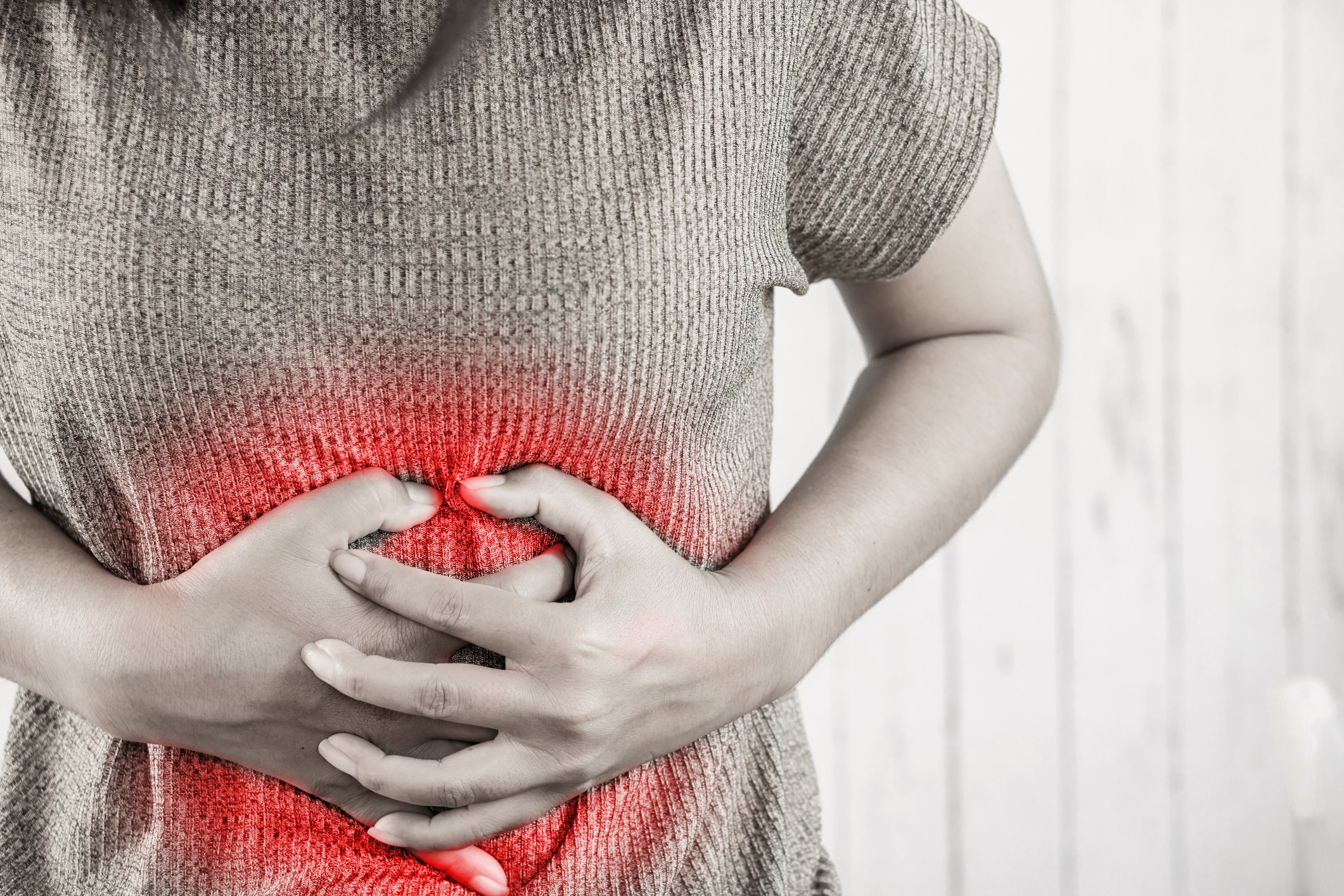 A intoxicação causada por alimentos contaminados com Staphylococcus aureus dourado manifesta-se principalmente por problemas digestivos: Getty Images Intoxicação causada por estafilococos dourados