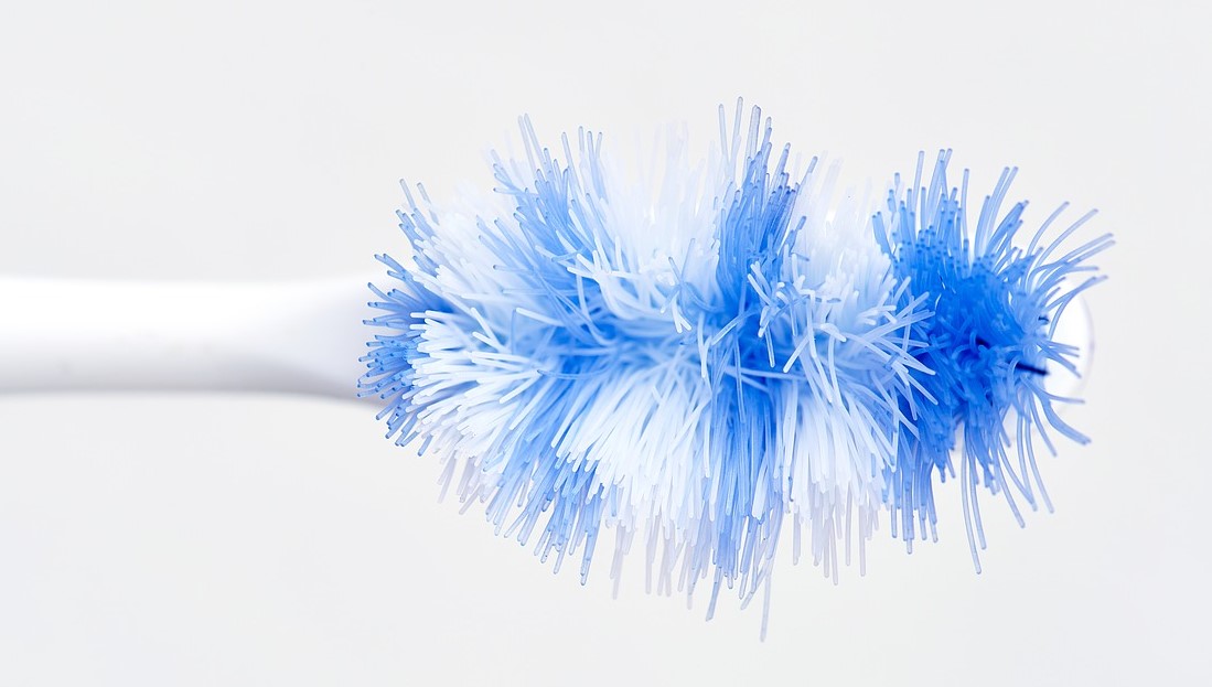 Escova de dentes gasta para substituir. Fonte Getty Images Escova de dentes desgastada para substituir