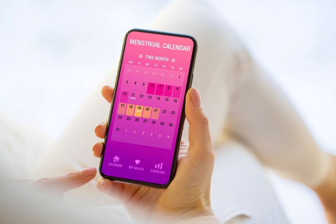 Calendário menstrual - um tipo de aplicação móvel para calcular a menstruação, a ovulação e o período fértil de uma mulher: Getty Images Calendário menstrual - um tipo de aplicação móvel para calcular a menstruação, a ovulação e o período fértil de uma mulher.