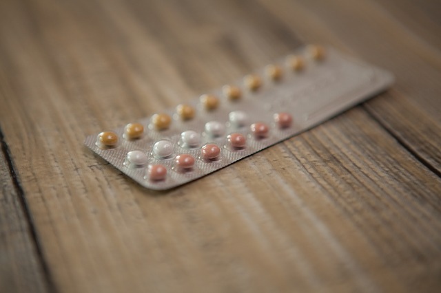 Fonte: Getty Images pílulas contraceptivas hormonais