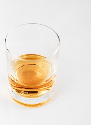 copo de álcool