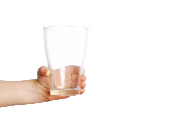 Porque é que a desidratação nas crianças é perigosa? Quais são os sintomas?