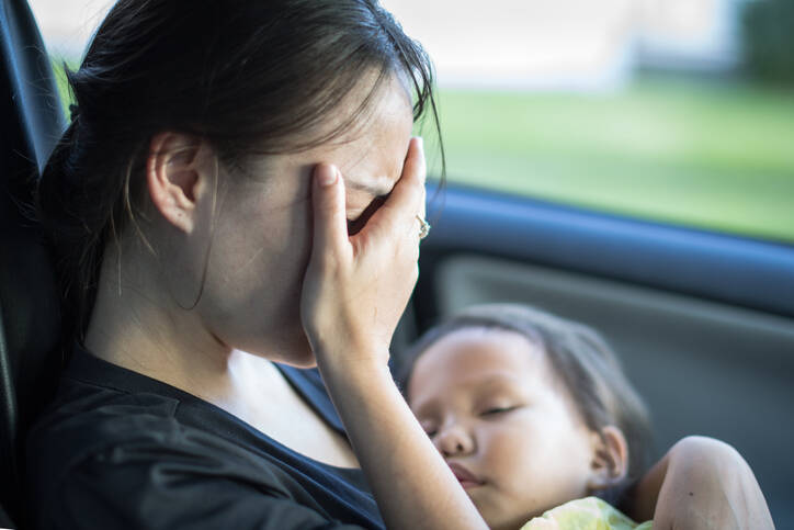 Movimentos súbitos ou tremores do bebé? Cuidado com a síndrome do bebé sacudido