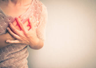 Angina de peito: O que é e quais são os sintomas de uma forma estável ou instável de dor no peito?