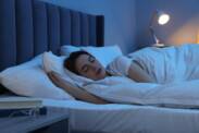 De quanto tempo precisamos para dormir? O que é REM, não-REM e porque é que precisamos de sonhar?