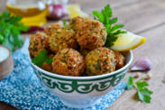 Falafel cozido no forno? Receita saudável de grão-de-bico, não só para veganos