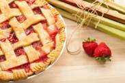Receita de tarte de morango com ruibarbo, saudável e em forma (feita com farinha de espelta)