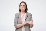 Ritmo cardíaco acelerado: quais são as causas de um ritmo cardíaco elevado, superior a 90 a 100? (taquicardia)